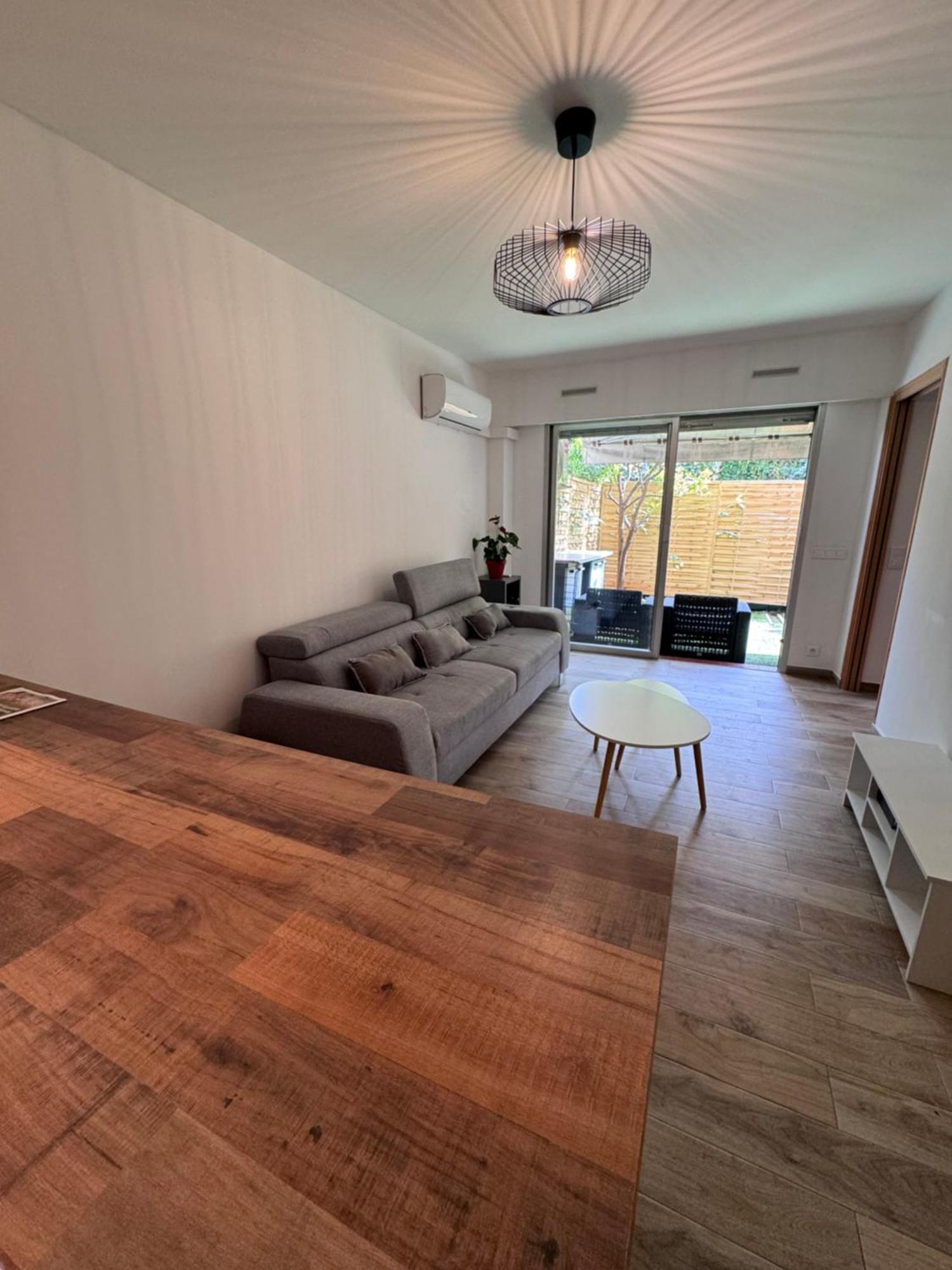 Appartement Avec Jardin Mandelieu Zewnętrze zdjęcie